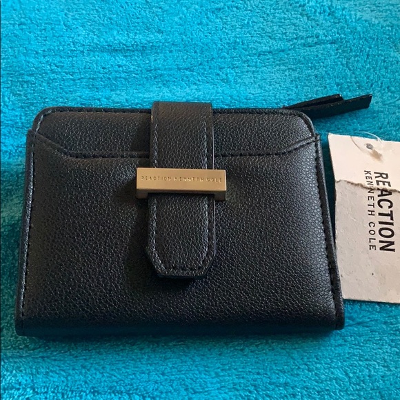 Reaction Kenneth Cole wallet. NWT - Picture 1 of 8